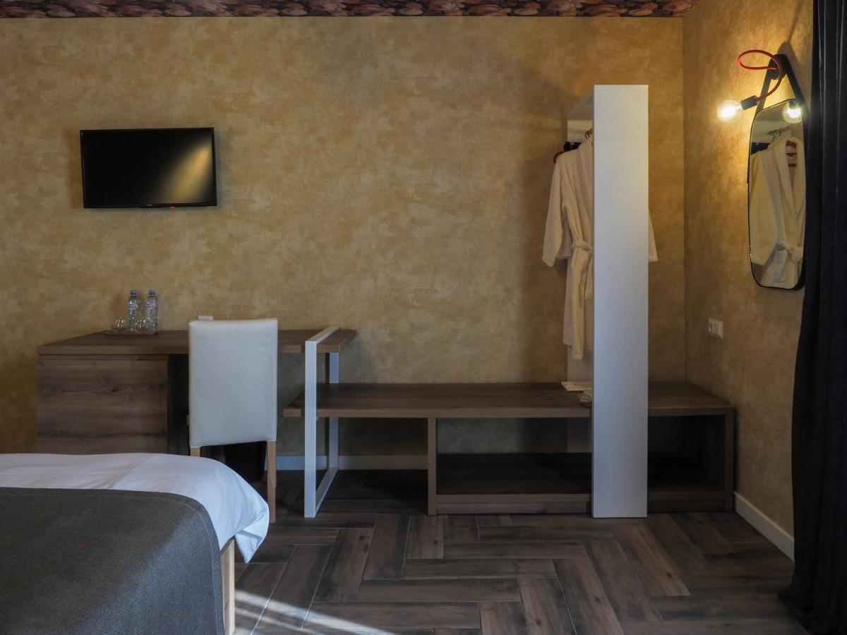 Hotel Banihills Tbilisi Ngoại thất bức ảnh