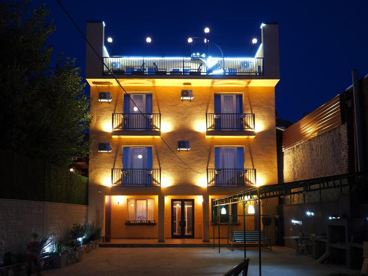 Hotel Banihills Tbilisi Ngoại thất bức ảnh