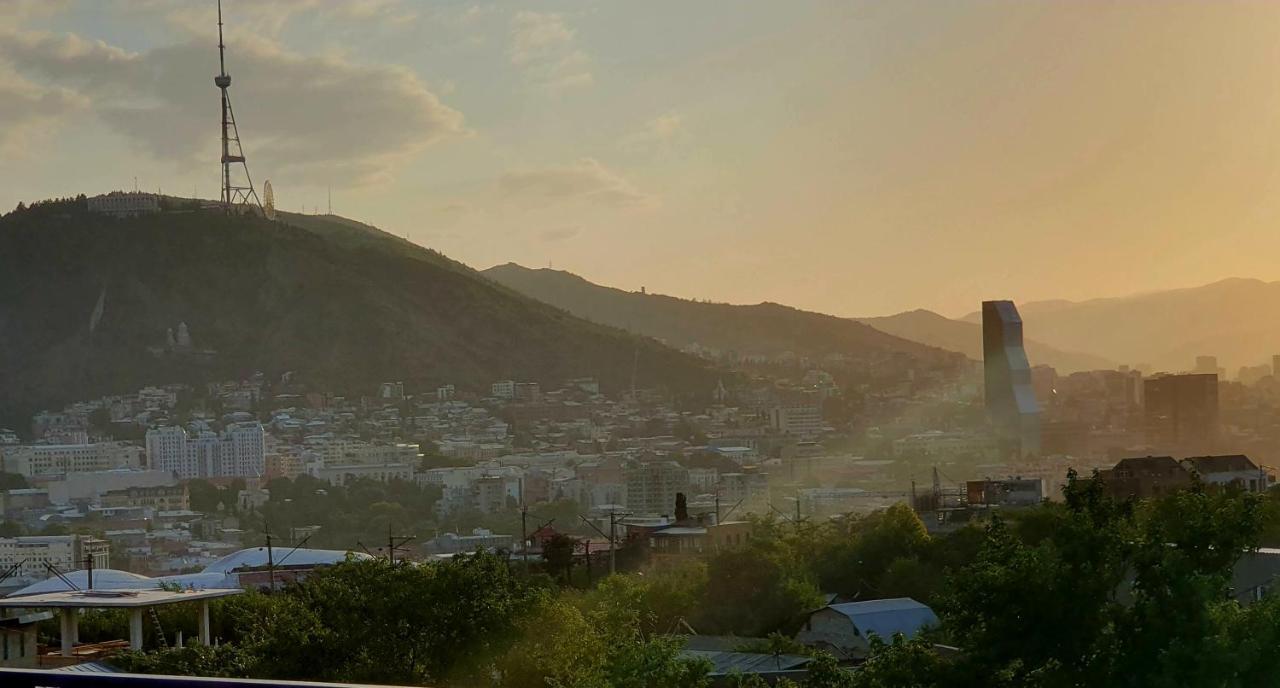 Hotel Banihills Tbilisi Ngoại thất bức ảnh