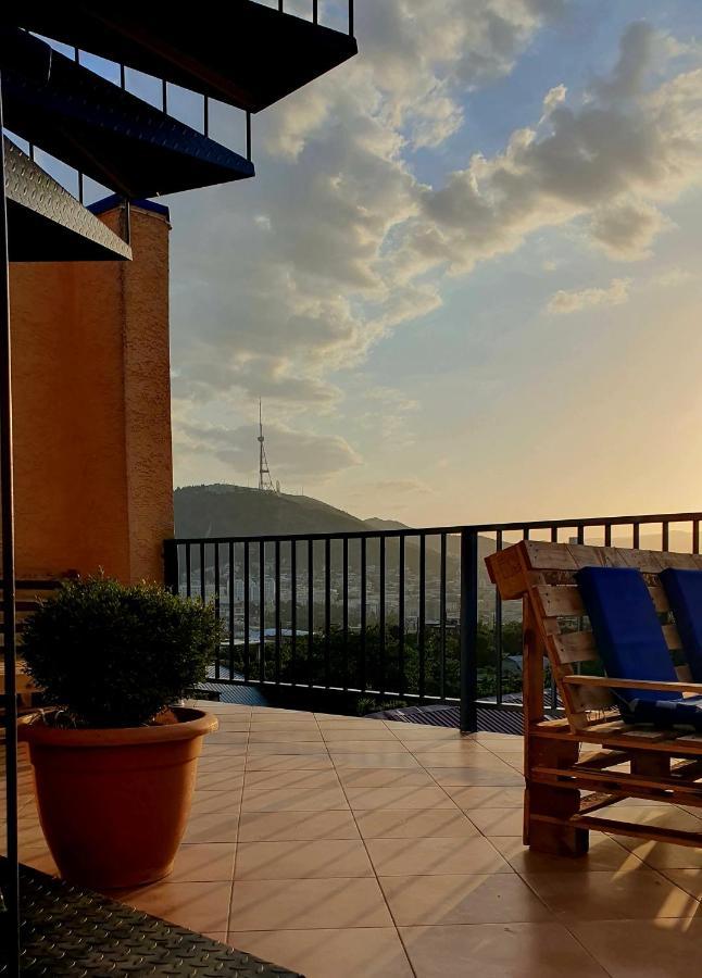 Hotel Banihills Tbilisi Ngoại thất bức ảnh