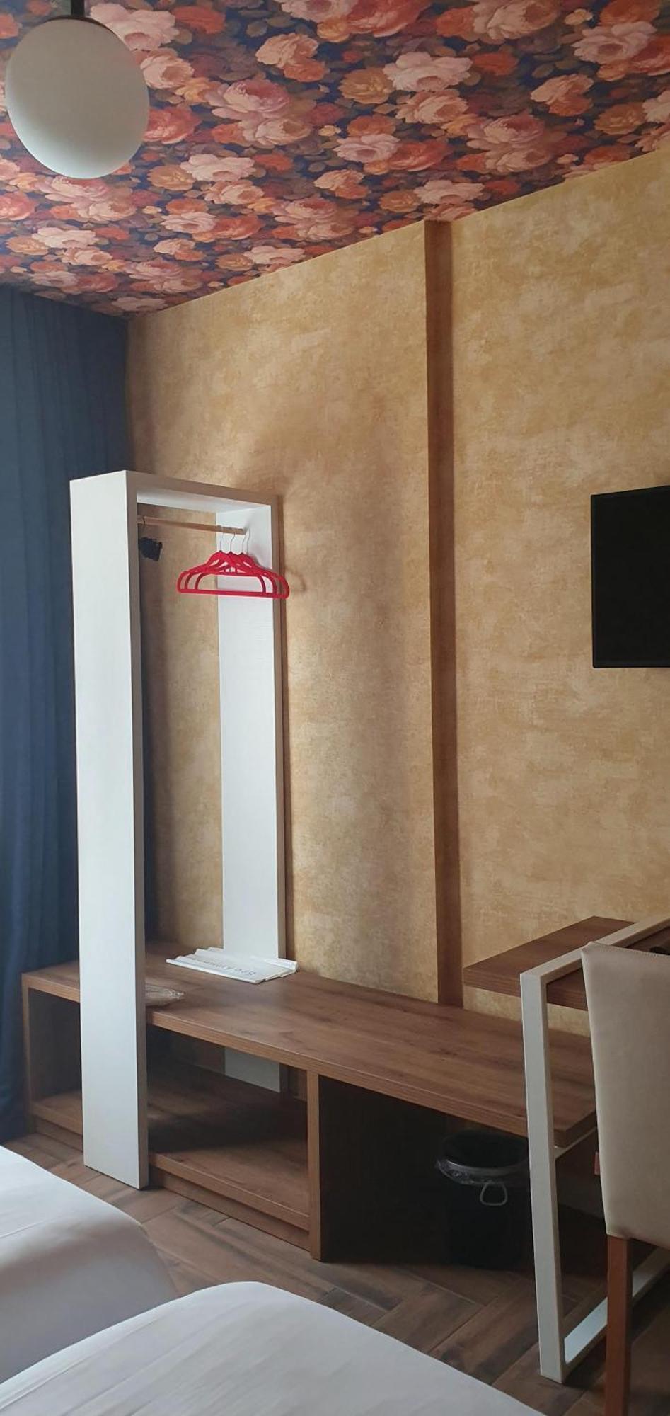 Hotel Banihills Tbilisi Ngoại thất bức ảnh